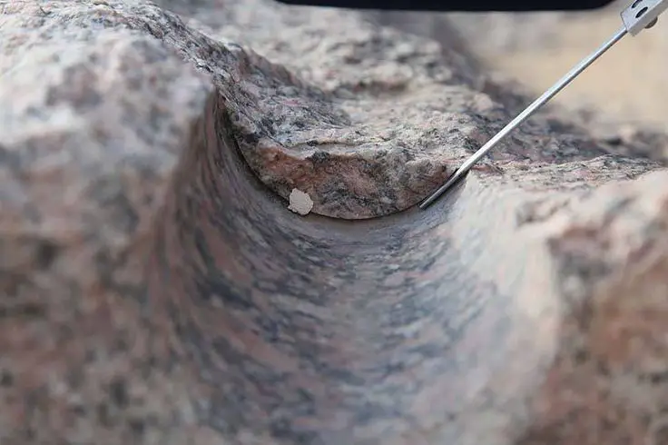 Obvious example of an ancient core drill at work at the site called Abu Sir in Egypt. In this cross section we can even see the thickness of the drill itself. Image Credit