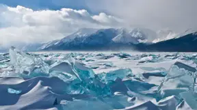 Lake Baikal - the 25 million year old lake and its mysterious UFO encounters