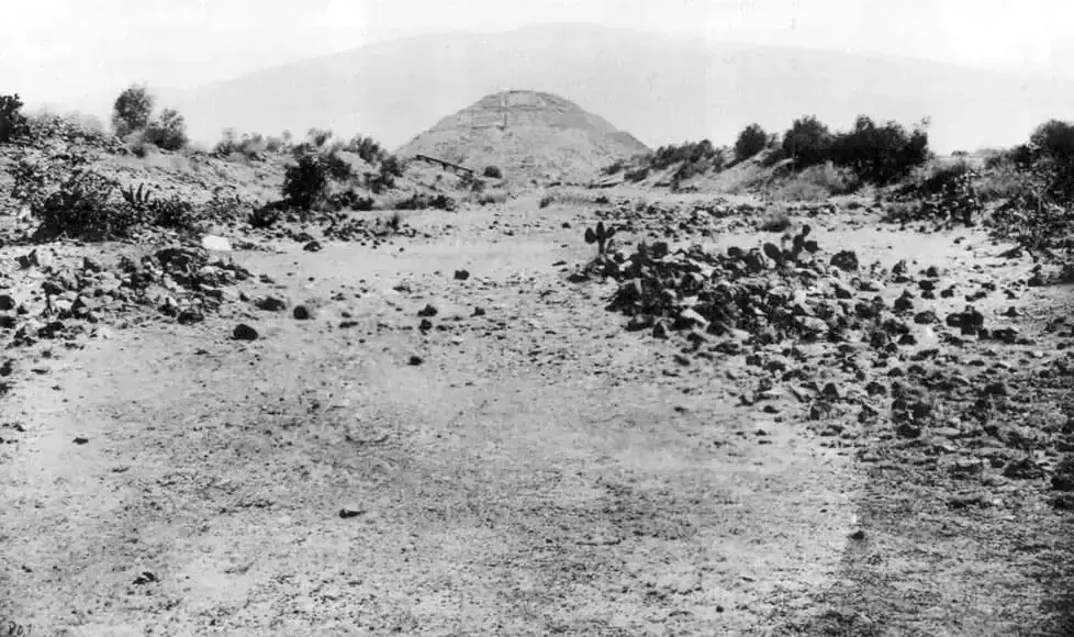 10 Extremely Rare, Ancient Images of Teotihuacan