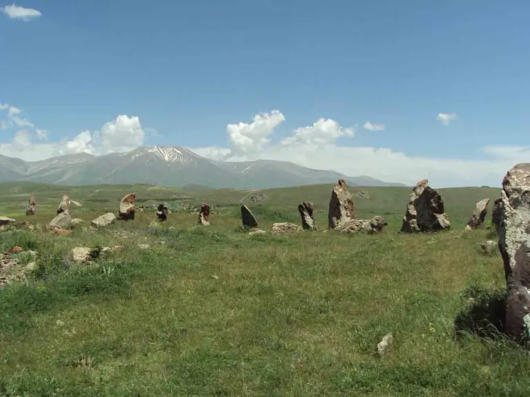 1280px-Karahunj_(Zorats_Karer)5