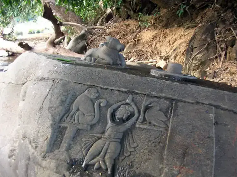 1439173314_sahasra-linga-19
