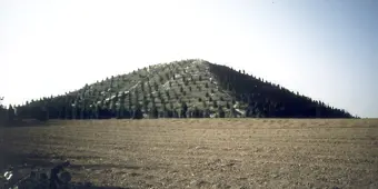 Mystery Chinese Pyramids