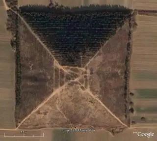 Pyramid China 1 (3)