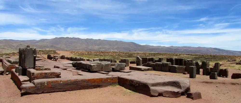 puma-punku-ruins - What happened to Puma Punku? Did a cataclysmic event destroy the ancient complex?