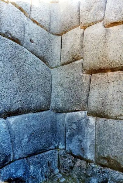 Sacsahuaman masonry