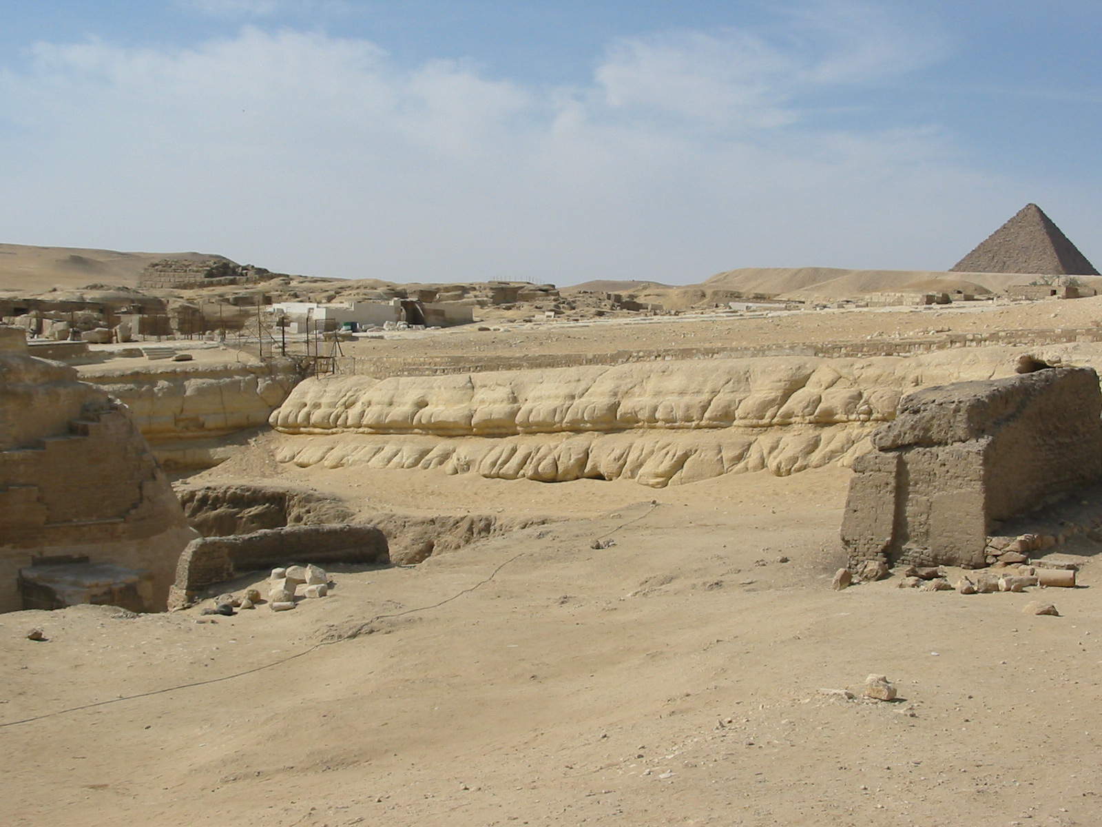 westwalllarge - Fossil Suggests The Pyramids And The Sphinx Were Once Submerged Under Water