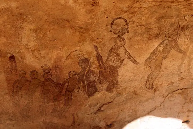 baeaceefededfbb - The Cave Paintings of Tassili n’Ajjer: Proof of Ancient Astronauts?