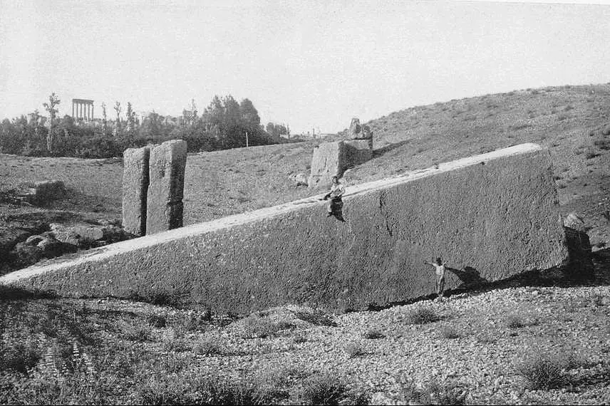 ballom - Megaliths of Baalbek: A Colossal Mystery of stones weighing over 1600 tons