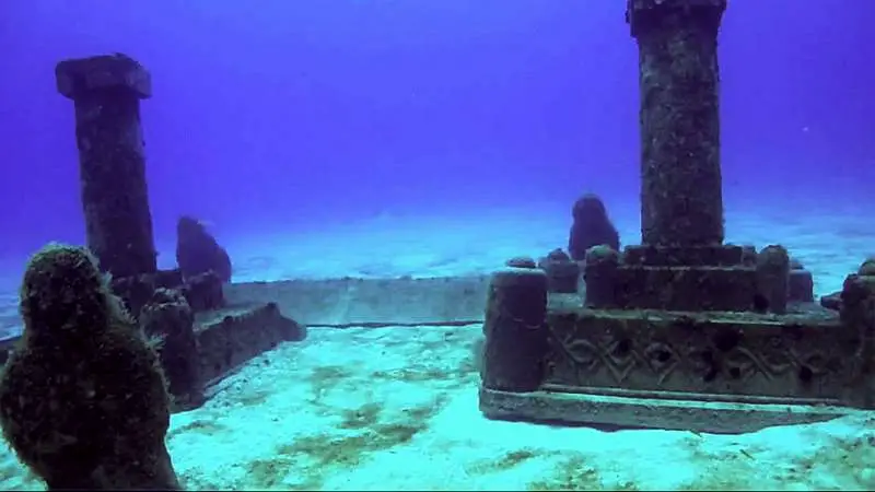 Dwarka: The ancient city believed to be a myth actually exists in the Gulf of Cambay. 