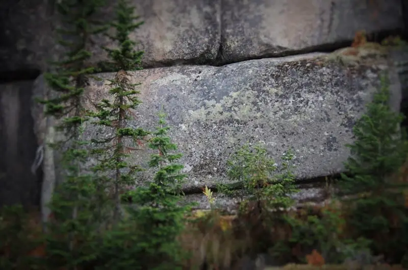 -sh - 15 fascinating images of the ‘1000-ton monoliths’ hidden deep in the Siberian Mountains