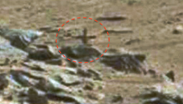 a - The ruins of a ‘fallen’ temple discovered on the surface of Mars?