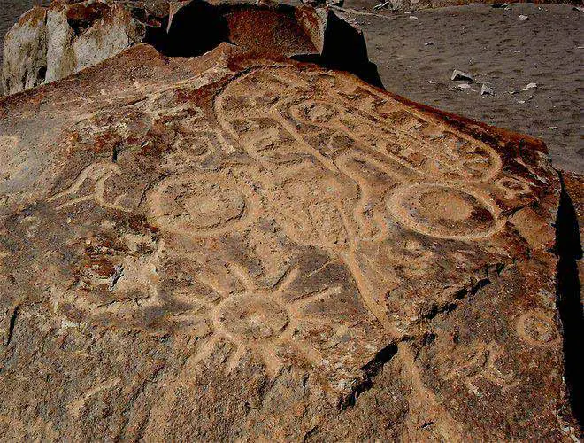 Mysterious Petroglyphs of Peru