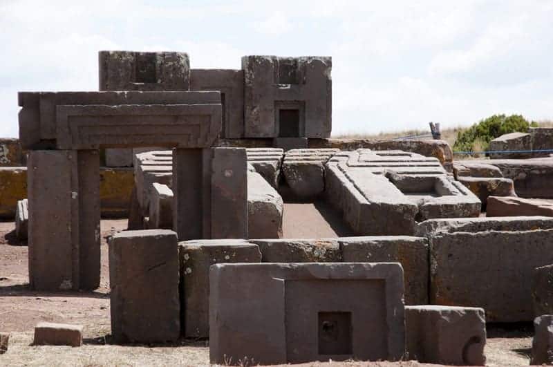 puma.punku - 30 Mind-boggling images that suggest advanced technology existed thousands of years ago