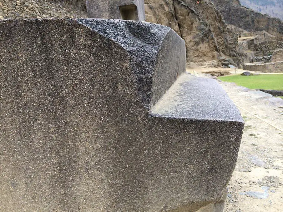 Increíble piedra en Ollantaytambo