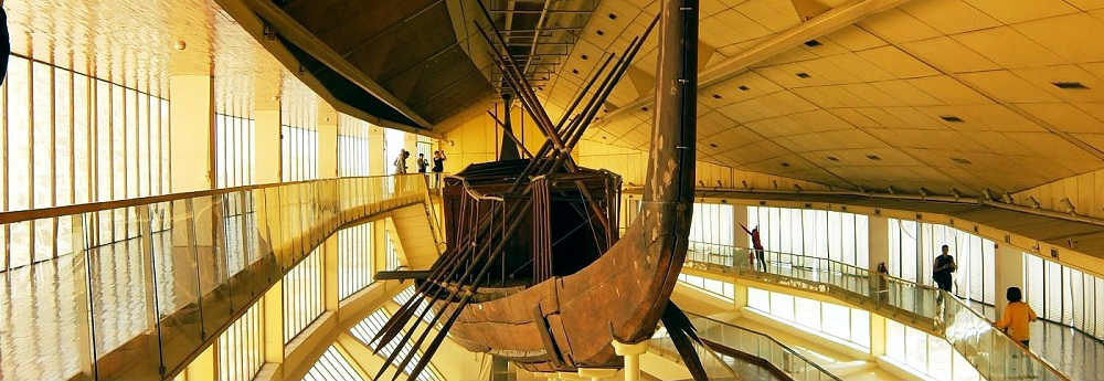Solar-Ship- - A “Flying” Solar Ship, buried at the foot of the Great Pyramid of Giza