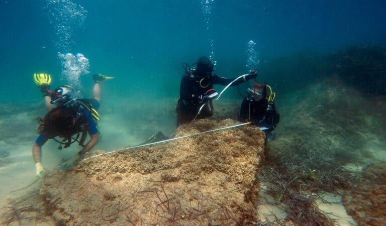 Archaeologists find lost sunken city devastated by ancient Tsunami