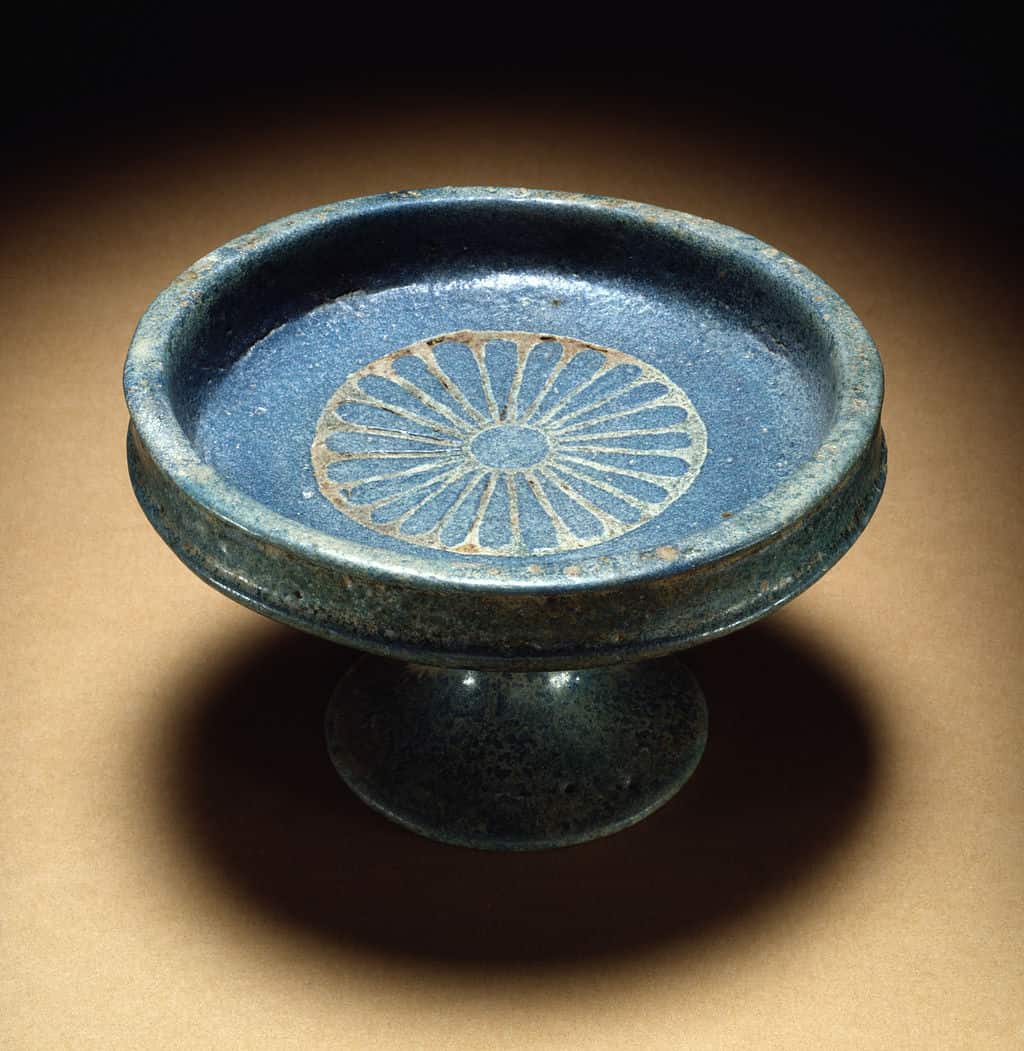 Egyptian Blue Faience Saucer and Stand Walters 481608 Top