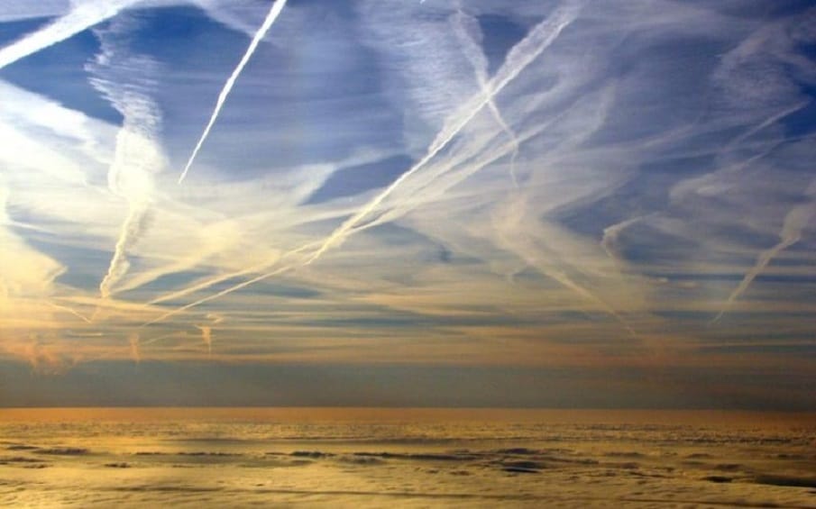 Chemtrails - 30 Images That Prove The End Is Near