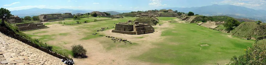 PanoramaofMonteAlbanfromtheSouthPlatform - The Mysterious Flattened Mountaintop of Monte Alban, and its Ancient Pyramid City