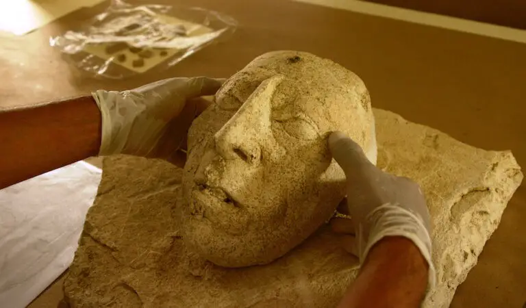 Researchers Unearth ‘Ancient Mask’ of King Pakal—The So-Called Palenque Astronaut