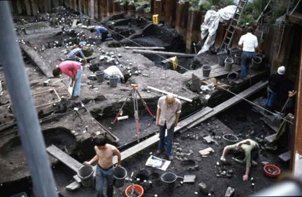 Excavation of Viking village