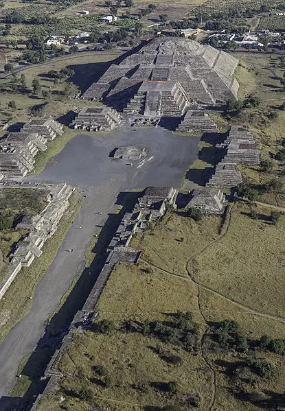 px-Teotihuacan- - Archaeologists uncover secret ‘passage to the underworld’ at Pyramid of the Moon in Teotihuacan