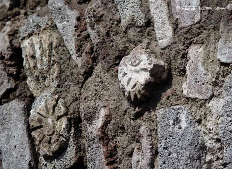 bird-of-prey - Mysterious Aztec carvings found in tunnel beneath Mexico City