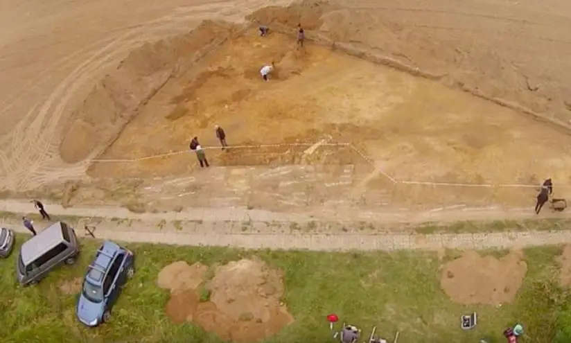 14 - 7,000-year-old monument three times bigger than Stonehenge discovered in Poland