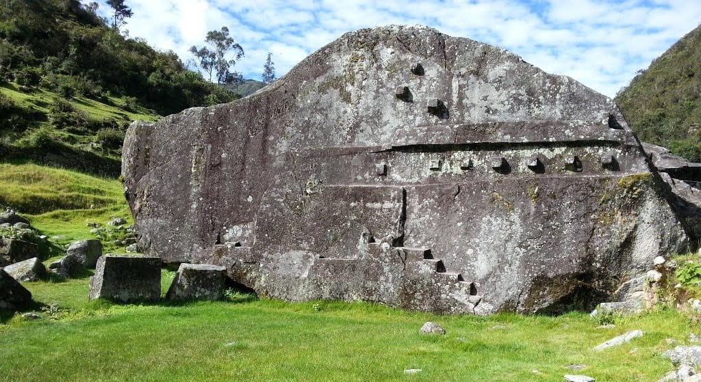 85691794-1 - Vilcabamba: The ‘lost’ megalithic city of the Inca